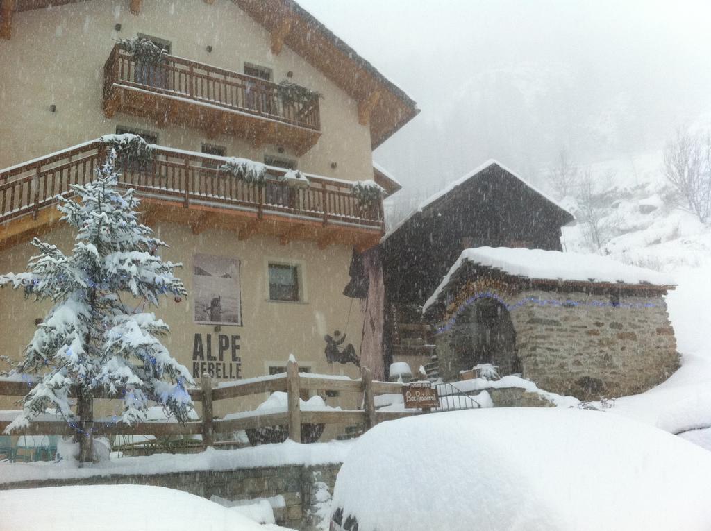 Bed and Breakfast Alpe Rebelle Bionaz Zewnętrze zdjęcie